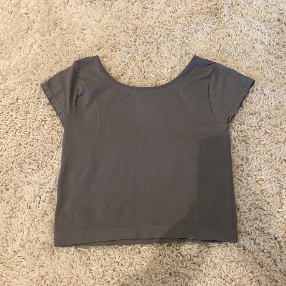 Grey crop top!